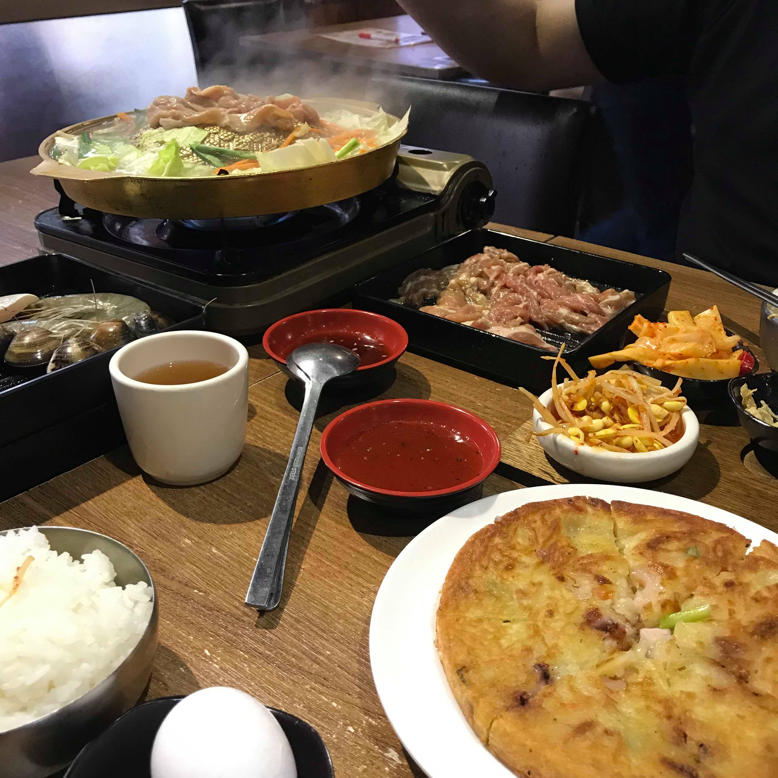 【食記】新莊平價韓式料理｜朝鮮味｜小菜無限吃到飽｜吃粗飽好選擇